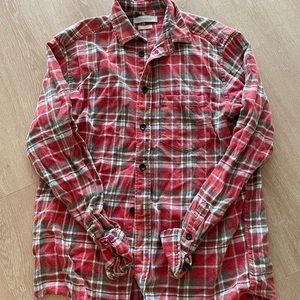 Men’s flannel shirt